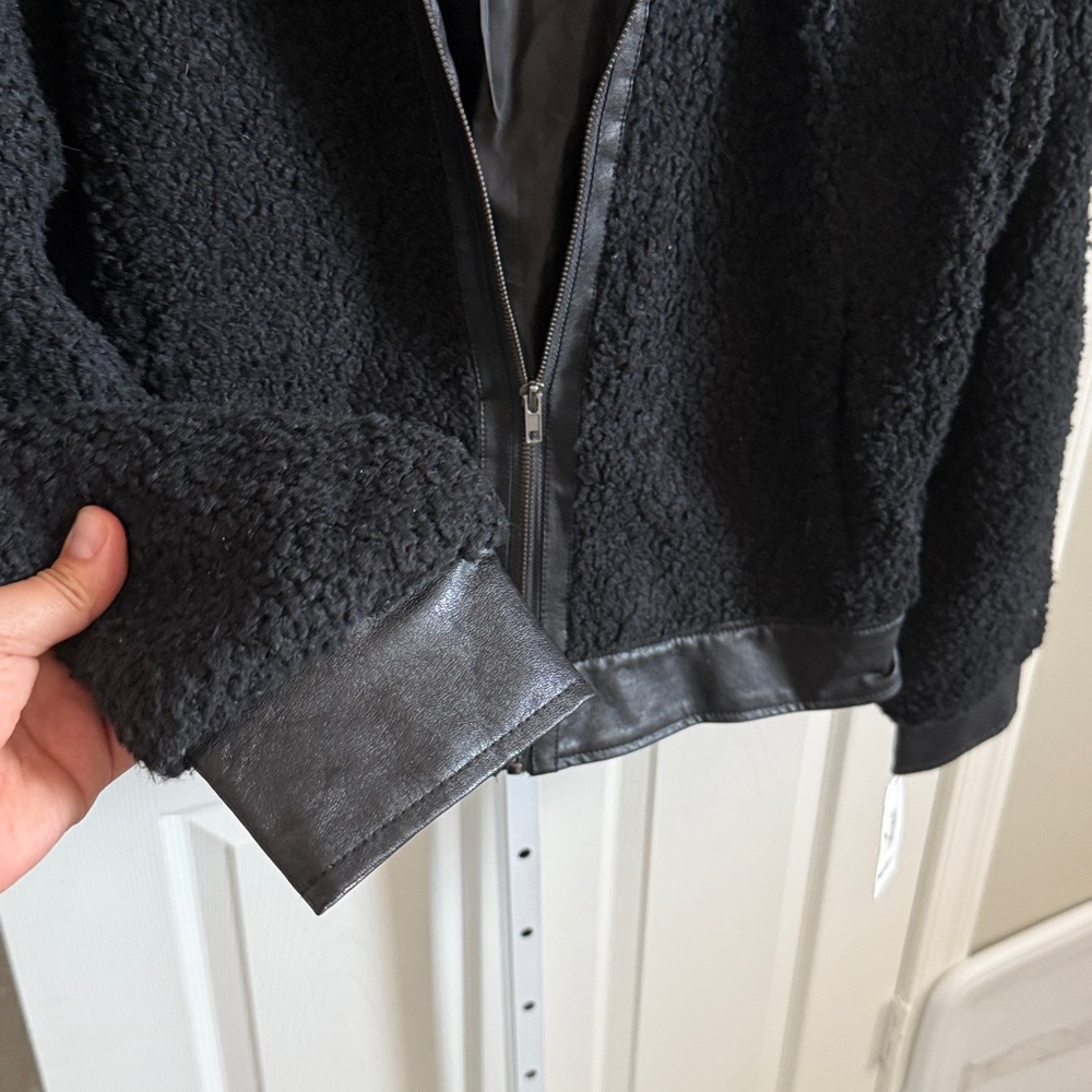 William Rast Black Faux Fur Trim Jacket Woman Size L New with Tags - Picture 7 of 10